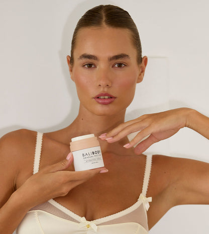 Gradual Face Tan